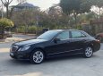 Mercedes-Benz E300 2009 - Xe màu đen  