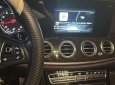 Mercedes-Benz E250 2017 - Bán xe màu trắng