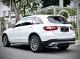 Mercedes-Benz GLC 250 2018 - Màu trắng, nội thất nâu