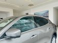 Maserati 2019 - Gía xe maserati levante 2019 xe mới 100 màu xám bạc, màu bạc nội thất đen hổ trợ vay 65%