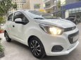 Chevrolet Spark 2018 - Màu trắng, số sàn, giá cực tốt