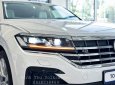 Volkswagen Touareg 2023 - Màu trắng có xe xem tại VW Sài Gòn - Mua xe Đức tặng du lịch Châu Âu