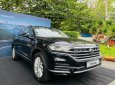 Volkswagen Touareg 2023 - Màu đen xe sang đẳng cấp có xe giao ngay và đặc biệt có xe lái thử đăng kí Ms Minh Thư