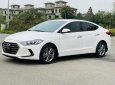 Hyundai Elantra 2017 - Hỗ trợ trả góp 70%, xe đẹp, giá tốt giao ngay