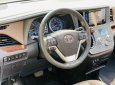 Toyota Sienna 2015 - Màu trắng, nhập khẩu nguyên chiếc