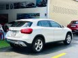 Mercedes-Benz GLA 200 2017 - Xe màu trắng