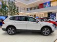 Volkswagen Tiguan 2023 - Giảm giá tháng 5 cực sốc giảm 300 triệu tiền mặt giá xe chỉ còn 1.399tr