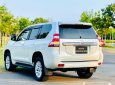 Toyota Land Cruiser Prado 2017 - Bán xe trắng kem xe siêu đẹp, bảo dưỡng hãng bao check