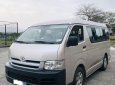 Toyota Hiace 2006 - Cần bán xe Toyota Hiace 2006 16 chỗ ngồi màu phấn hồng.