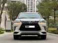 Lexus LX 570 2019 - Trắng nội thất thể thao