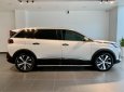 Peugeot 5008 2023 - Giảm giá cực sâu trong quý 1