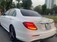 Mercedes-Benz E300 2019 - Trả trước 593 triệu