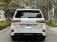 Lexus LX 570 2019 - Trắng nội thất thể thao