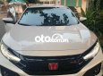 Honda Civic Cần bán xe   bản RS 21019 siêu đẹp 2019 - Cần bán xe honda civic bản RS 21019 siêu đẹp