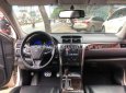 Toyota Camry 2017 - Màu vàng cát, chính chủ đi ít