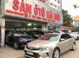 Toyota Camry 2017 - Màu vàng cát, chính chủ đi ít