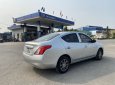 Nissan Sunny 2013 - Xe màu bạc, giá chỉ 215 triệu