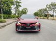 Toyota Camry 2021 - Xe màu đỏ nổi bật thu hút ánh nhìn