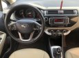 Kia Rio 2015 - Màu bạc, số sàn