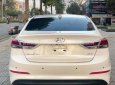 Hyundai Elantra 2018 - Màu trắng, giá chỉ 445 triệu