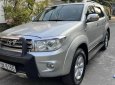 Toyota Fortuner 2010 - Màu bạc số tự động, 385 triệu