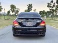 Mercedes-Benz C300 2019 - Giá 1 tỷ 699