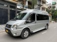 Ford Transit 2017 - Xe màu bạc giá cạnh tranh