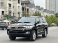 Toyota Land Cruiser 2016 - Màu đen, nhập khẩu