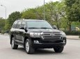 Toyota Land Cruiser 2016 - Màu đen, nhập khẩu