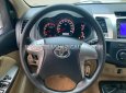 Toyota Hilux 2014 - Màu bạc, xe nhập