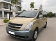 Hyundai Grand Starex 2010 - Màu vàng, nhập khẩu nguyên chiếc