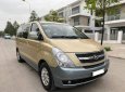 Hyundai Grand Starex 2010 - Màu vàng, nhập khẩu nguyên chiếc