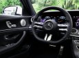 Mercedes-Benz E300 2022 - xe mới