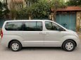 Hyundai Starex 2010 - Màu bạc, 445tr