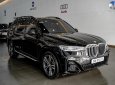 BMW X7 2022 - Màu đen, giá tốt