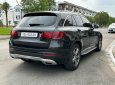 Mercedes-Benz GLC 200 2021 - Màu xám new, nội thất đen, full lịch sử hãng. Đã lên nước hoa hãng + cửa gió tuabin led