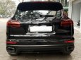 Porsche Cayenne 2015 - Ốp carbon quanh xe