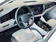 Volkswagen Touareg 2023 - Màu xanh dương Meloe Crystal Effect đang có 1 chiếc xe tại Vw Sài Gòn có thể giao ngay trong tháng 6/2023