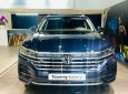 Volkswagen Touareg 2023 - Màu xanh dương Meloe Crystal Effect đang có 1 chiếc xe tại Vw Sài Gòn có thể giao ngay trong tháng 6/2023