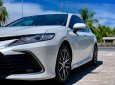 Toyota Camry 2023 - Biểu tượng cho sự thành công và đẳng cấp