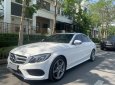 Mercedes-Benz C300 2016 - Fulloptions, biển HN, màu trắng nội thất đỏ trẻ trung và sang trọng