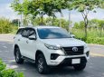 Toyota Fortuner 2021 - Màu trắng, máy dầu