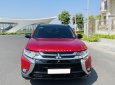 Mitsubishi Outlander 2019 - Màu đỏ, nội thất đen