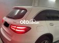 Mercedes-Benz GLC Cần bán Mec 300, màu trắng, nội thất đen, 2017 2017 - Cần bán Mec GLC300, màu trắng, nội thất đen, 2017