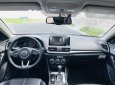 Mazda 3 2019 - Màu đỏ, nội thất đen