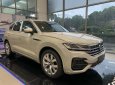 Volkswagen Touareg 2023 - màu trắng sang trọng, đẹp mắt, đầy option cho khách hàng đẳng cấp, giảm ngay 225tr cho khách mua xe tháng này