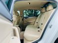 BMW 520i 2019 - Bán bmw 520i trắng kem model 2019 siêu lướt