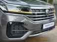 Volkswagen Touareg 2023 - Ưu đãi tiền mặt 250 Triệu, tặng Voucher độ phụ kiện chính hãng, lễ giao xe đẳng cấp theo yêu cầu, đủ màu giao ngay