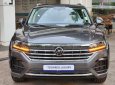 Volkswagen Touareg 2023 - Ưu đãi tiền mặt 250 Triệu, tặng Voucher độ phụ kiện chính hãng, lễ giao xe đẳng cấp theo yêu cầu, đủ màu giao ngay