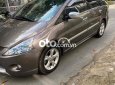 Mitsubishi Grandis   2.4 Mivec Limited cuối 2011. 2011 - Mitsubishi Grandis 2.4 Mivec Limited cuối 2011.